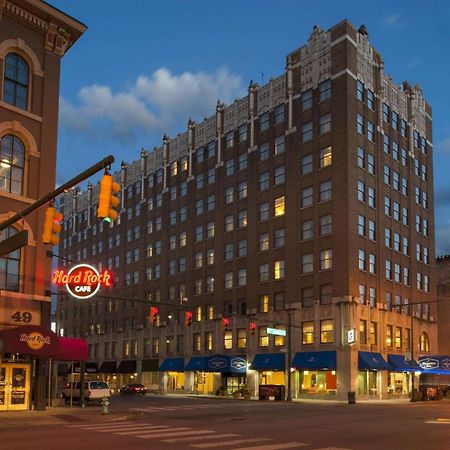 Hampton Inn Indianapolis Downtown Across From Circle Centre Eksteriør billede
