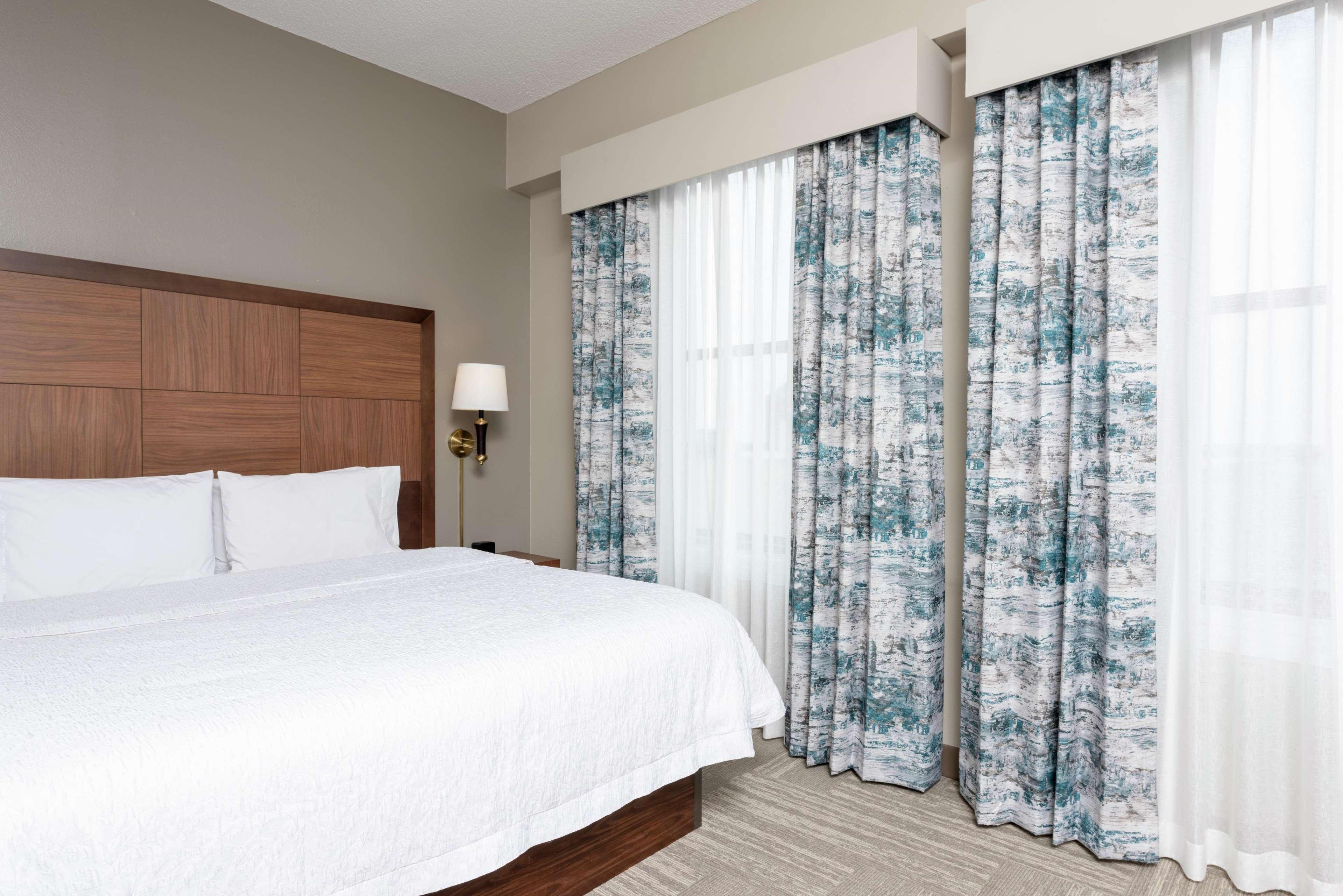 Hampton Inn Indianapolis Downtown Across From Circle Centre Eksteriør billede
